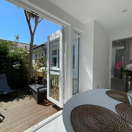 Dolly - A Peaceful Retreat St Ives (Cornwall)